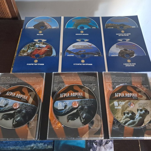 National Geographic and Discovery documentary collections, like new, 15 sets
