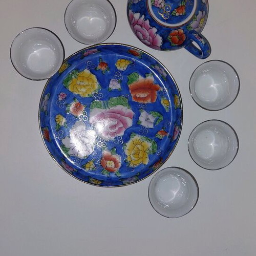 Vintage Japanese porcelain miniature saki tea set used