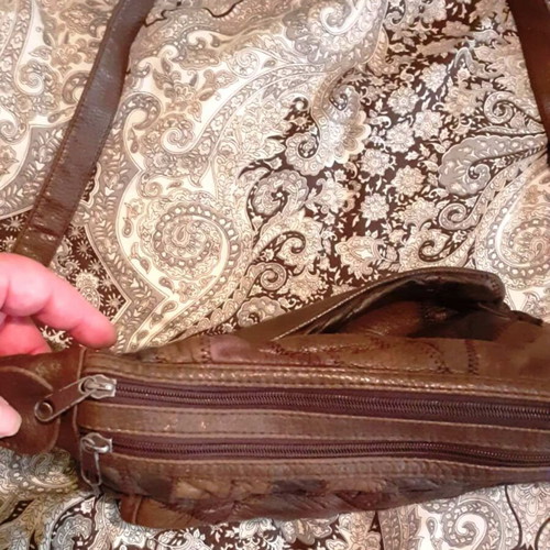 Leather shoulder bag used, beige and brown patchwork