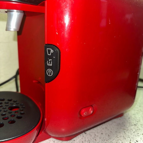 Bosch Tassimo coffee maker red like new