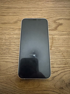 iPhone 12 128GB white like new with new battery