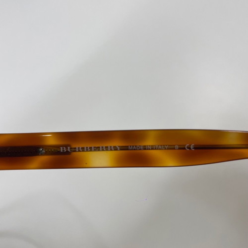 Burberry tortoise sunglasses new