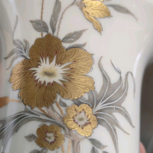 Vintage Kaiser Porcelain vase with handmade decoration and gilding like new