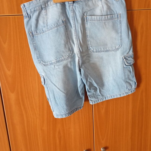 Bershka denim bermuda shorts XL, light blue, like new