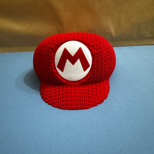 Super Mario decorative hat like new