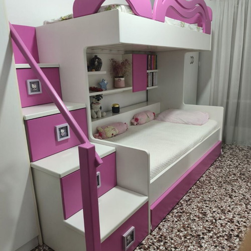Bunk bed like new with storage and third mattress mechanism