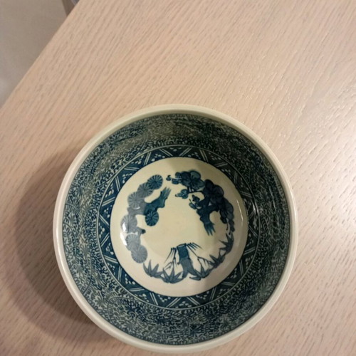 Decorative living room bowl like new