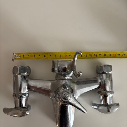 Bathtub/shower faucet used, heavy metal, classic design