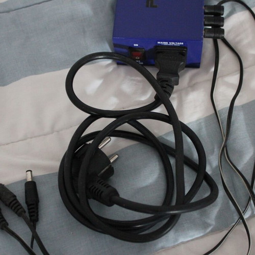 Harley Benton Power Plant power supply for pedals like new