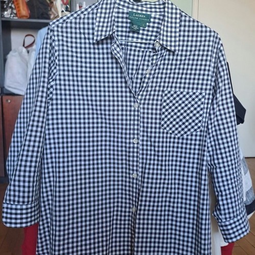 Ralph Lauren women's shirt like new with embroidered logo on 3/4 sleeve