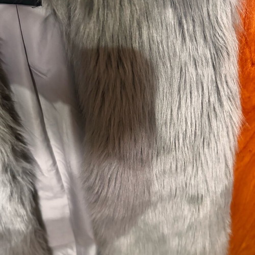 Bershka grey sleeveless fur vest size XS like new