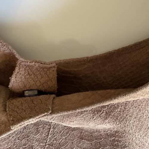 Leather shoulder bag beige like new, large size