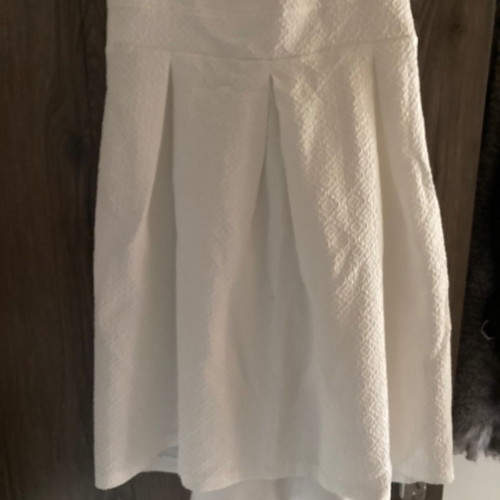 White Lui E Lei dress like new, size L, textured fabric