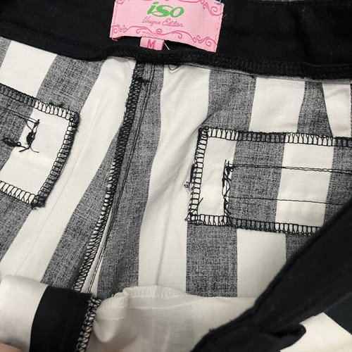 Beetlejuice vibe pants Iso like new, size S/M, black and white