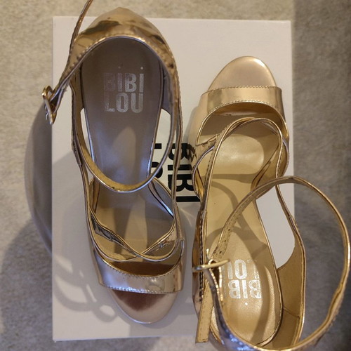 Bibi Lou pink gold sandals used, size 39