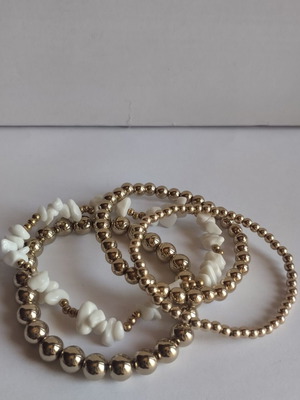 Bracelets set of 4 summer boho style elastic bracelets like new