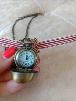 Vintage pendant watch new