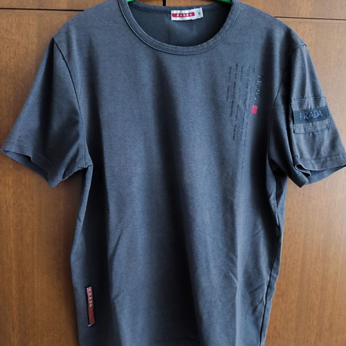Prada men's t-shirt new, size L, gray