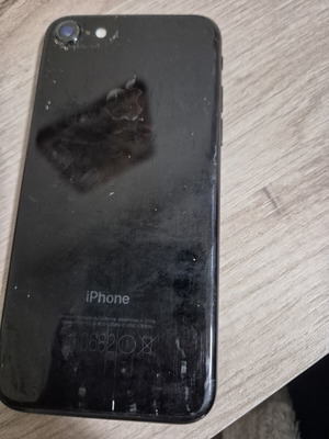 iPhone 7 used, ideal for spare parts