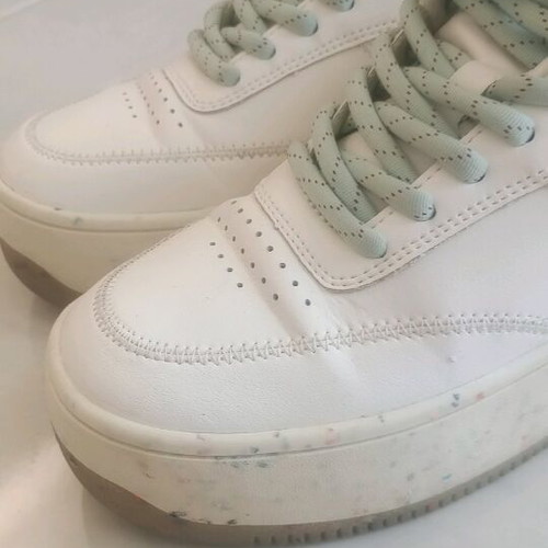 Bershka platform sneakers used, size 35, white with colorful splashes