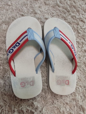 D&G children's slippers like new, white and blue