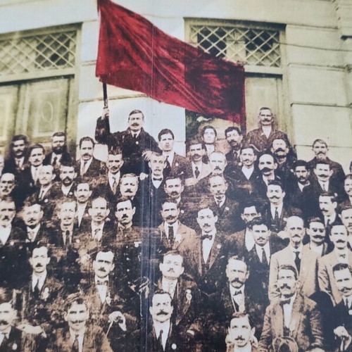 GSEE Book like new, 100 years historical album