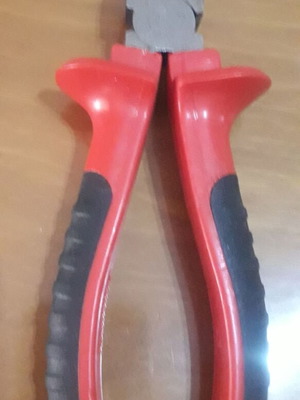 Pliers new, unused