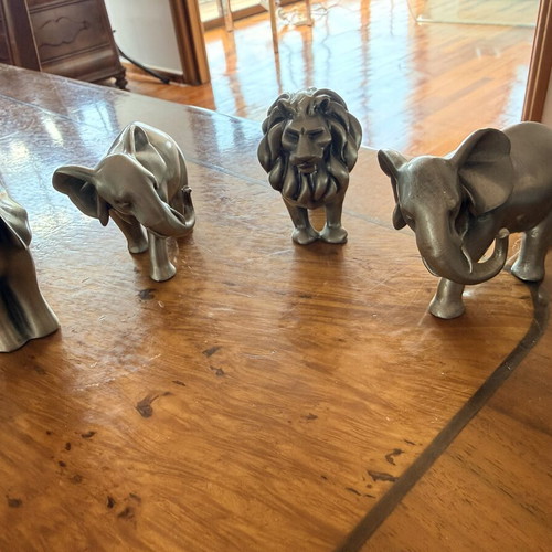 Set of 4 Metal Decorative Animals – Lion and Elephants
