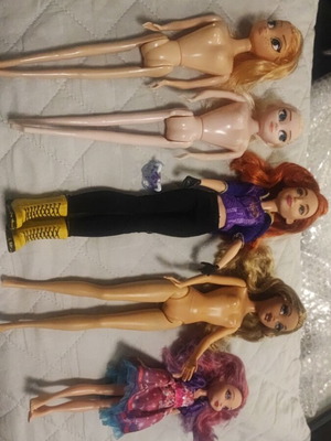 Кукли употребявани, комплект от 5 с 3 оригинални Mattel