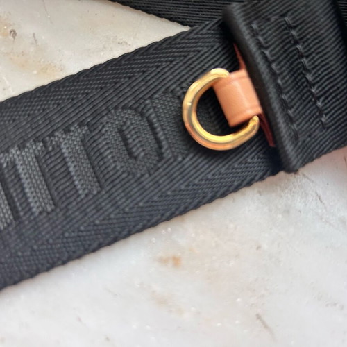 Louis Vuitton adjustable shoulder strap like new, black