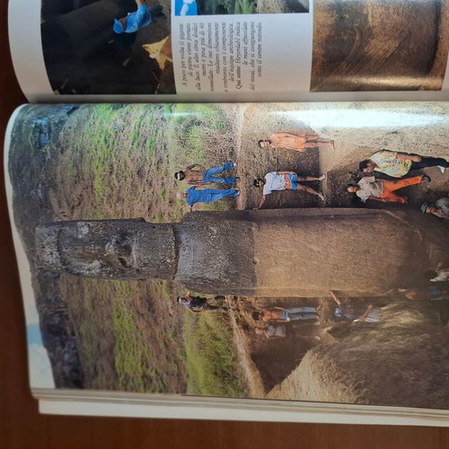 Atlante Italian Geographic Magazine used, December 1987 edition