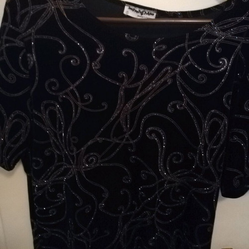 Women's blouse like new, size L, black and silver