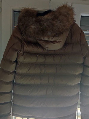 Ανδρικό μπουφάν με γούνα σαν καινούργιο, χρυσαφί, μεγέθη S και M