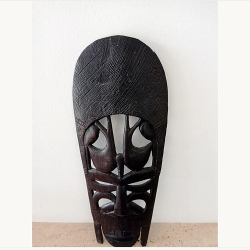 Vintage handmade African mask like new