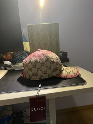 Καπέλο Gucci με ροζ απόχρωση, καινούργιο με ετικέτες, κουτί και απόδειξη