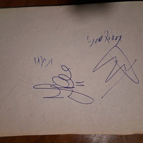 Handwritten autographs of Panathinaikos players used, authentic