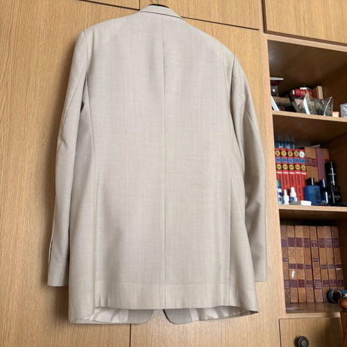 Handmade men's beige suit size 52 like new