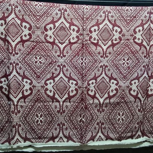 Vintage woolen loom blanket like new in burgundy and cream