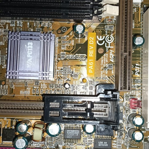 PA61 REV.D2 Motherboard used, Slot 1, 3 RAM slots, 4 PCI slots