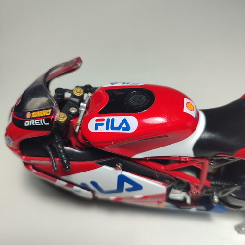 NewRay Ducati 999R James Toseland 2004 static model used