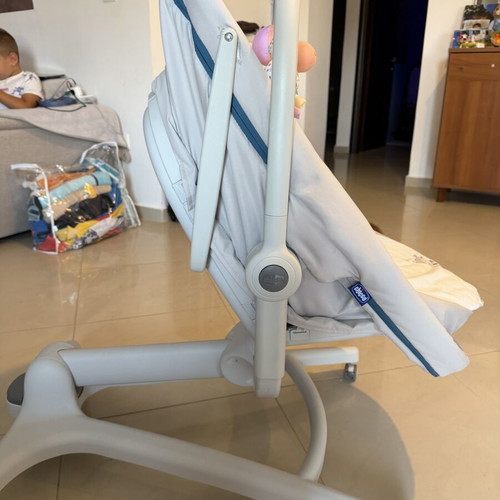 Chicco Baby Hug 4 in 1 Air cradle and relax, light grey