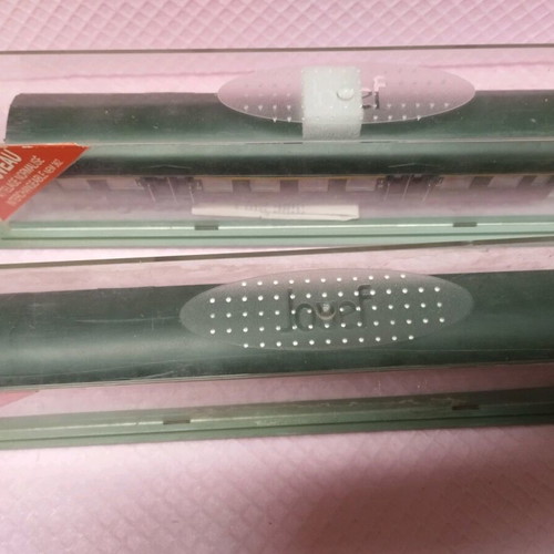 Passenger train cars HO scale like new with boxes