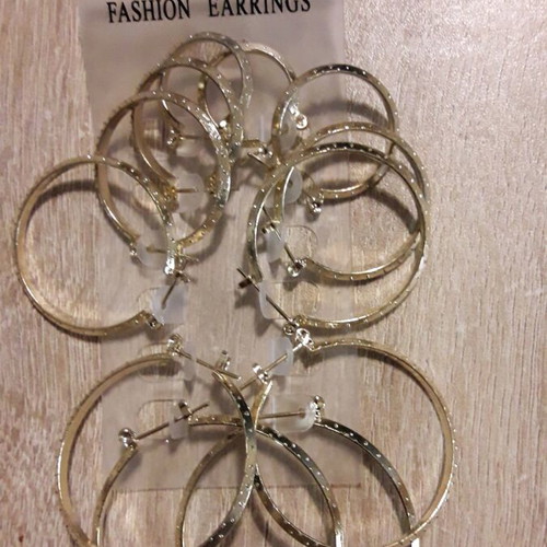Hoop earrings new, set of 6 pairs in different sizes