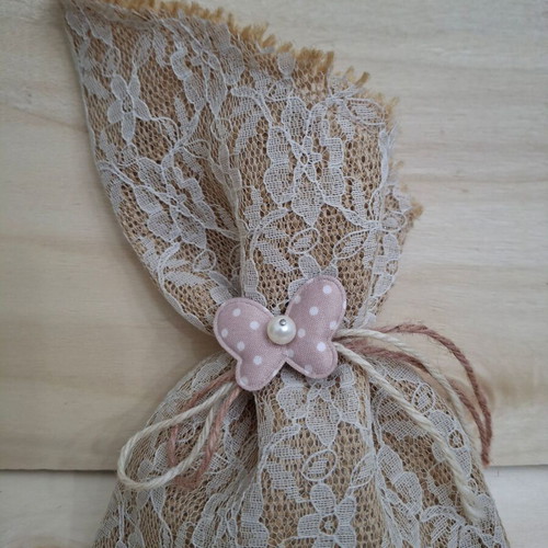 Handmade burlap and lace pouches, pack of 30