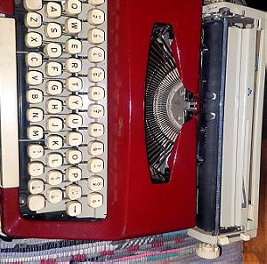 Vintage  typewriter Marissa 22 ,1970