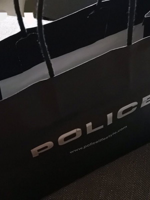 Small paper packaging Police new