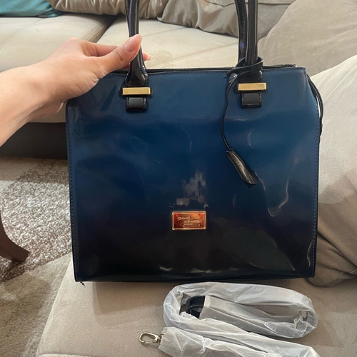 David Jones handbag like new, blue patent leather with extra strap