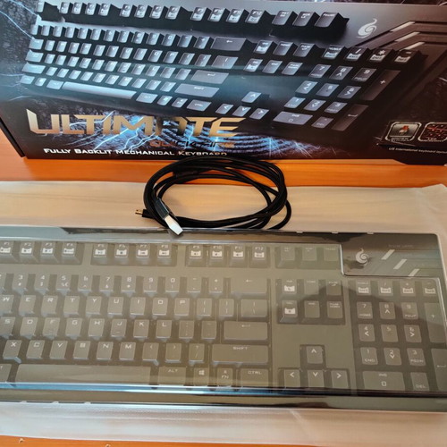 CM Storm QuickFire Ultimate gaming keyboard with Cherry MX Brown switches like new