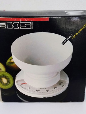 EKS 36 White vintage analog kitchen scale