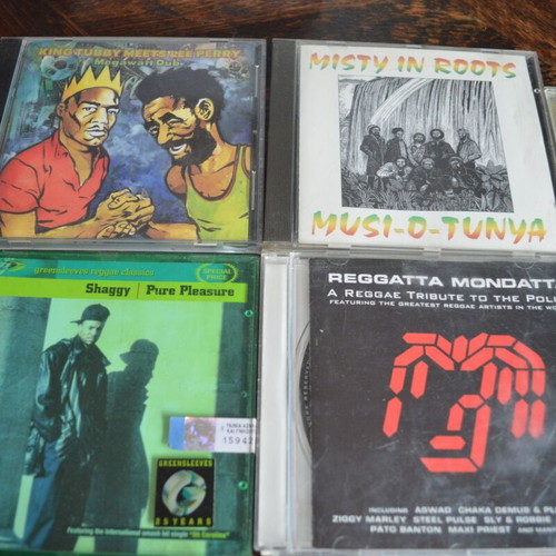 Reggae CD collection like new